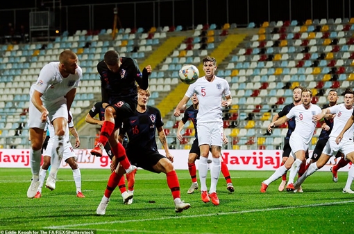 Hàng công bất lực, Anh bị Croatia cầm hòa