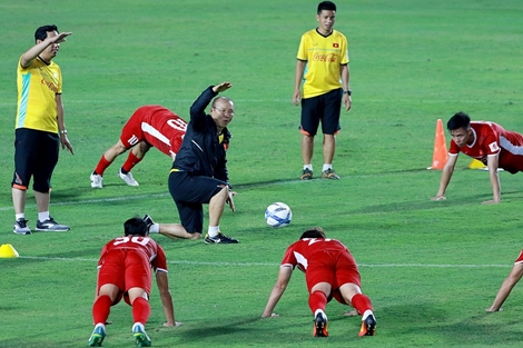 Chiếc ghế của ông Park phụ thuộc nhiều vào AFF Cup 2018