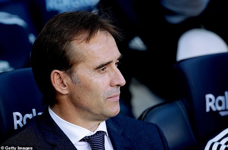 Cha HLV Julen Lopetegui: Real đã đánh cắp 50 bàn thắng của con trai tôi