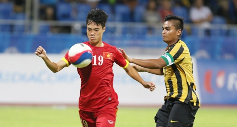 Sân Mỹ Đình và "cạm bẫy" của người Mã