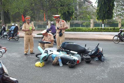 Tìm nhân chứng tai nạn giao thông đường bộ