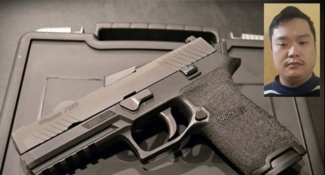 Đang tại ngoại chờ thi hành án lại bị bắt vì tàng trữ súng quân dụng