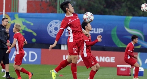 Đội tuyển Việt Nam "tập lạ" trước ngày đối đầu với Iraq