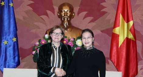 Chủ tịch Quốc hội Nguyễn Thị Kim Ngân tiếp Phó Chủ tịch EP