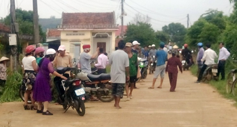 Chặn xe, bắt giữ con nợ để đòi tiền