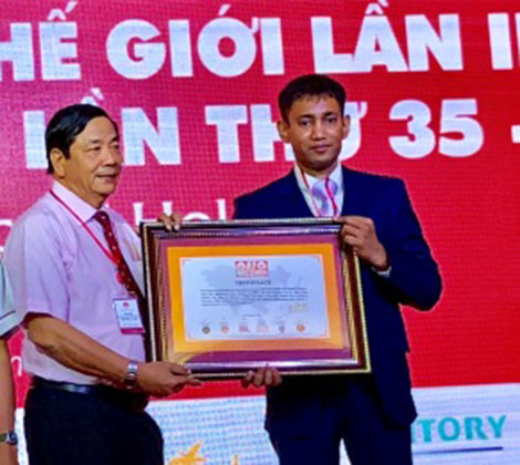 Bộ sưu tập bút kỷ lục châu Á của một bác sĩ 