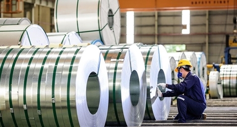 Mùng 1 Tết, Tập đoàn Hoa Sen đã ký hợp đồng xuất khẩu 4.300 tấn tôn, trị giá 3,7 triệu USD đi châu Mỹ