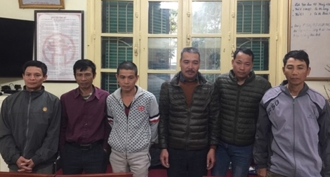 Xử phạt hành chính 6 đối tượng “cò mồi” du khách chùa Hương 