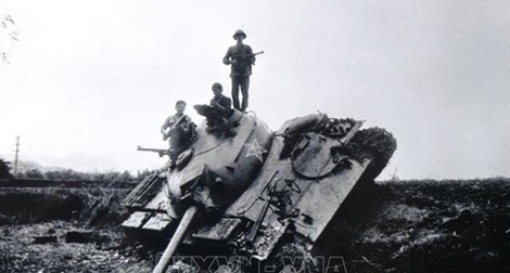 Gác lại quá khứ để hướng tới tương lai tốt đẹp