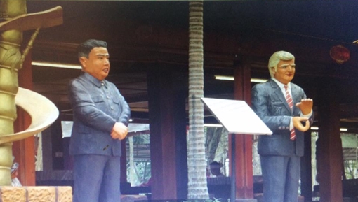 Vẽ tranh, tạc tượng Tổng thống Trump và Chủ tịch Kim trước Hội nghị thượng đỉnh Mỹ - Triều