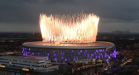 Hoành tráng lễ khai trương sân vận động 1 tỷ bảng