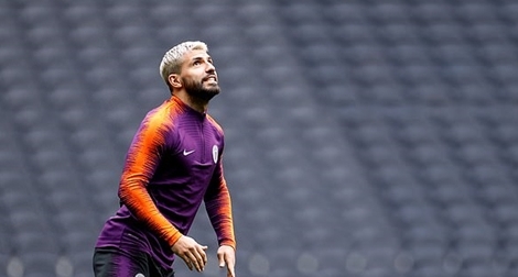 Sergio Aguero "tái xuất", ManCity có "ăn gỏi" được Spur?
