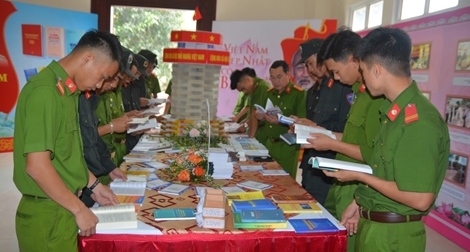 Tuổi trẻ Công an Nghệ An hào hứng Ngày hội đọc sách