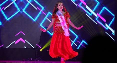 Nghị lực phi thường của Hoa khôi "Vầng trăng khuyết"