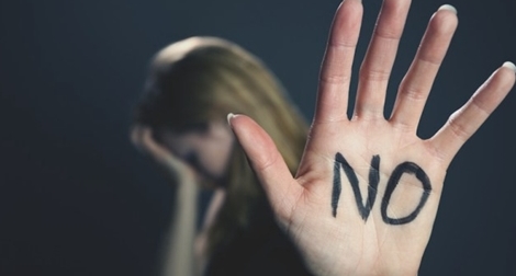 Sierra Leone: Ban bố tình trạng khẩn cấp vì nạn cưỡng bức trẻ em