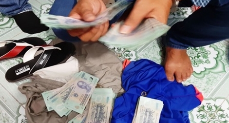 Tài xế taxi trộm hơn 200 triệu đồng trong sân trường mẫu giáo