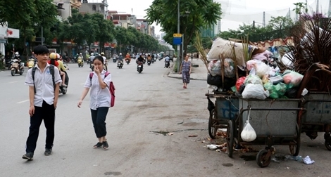 Đường kiểu mẫu Thủ đô nhếch nhác vì rác