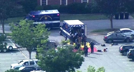 Nước Mỹ lại bất an vì súng đạn