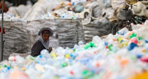 Đau đầu vì rác ở làng phế liệu Xà Cầu