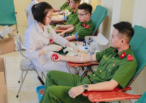 Học viện CSND tham gia chương trình “Ấm tình quân dân” tại Hà Nam