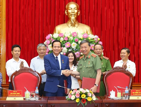 Bộ Công an và Bộ LĐ- TB&XH kí quy chế phối hợp công tác