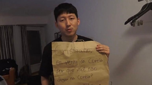  Vượt 7.500km, CĐV Hàn Quốc đòi "tính sổ" với Ronaldo