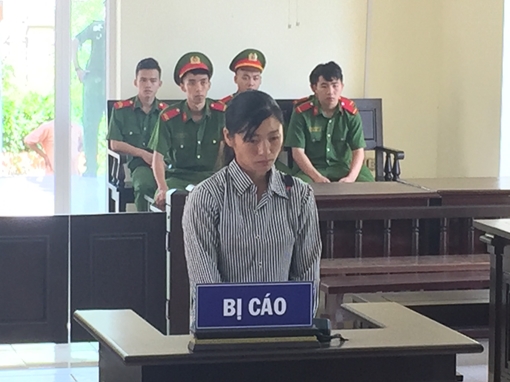 Đầu độc bố chồng, lĩnh án 8 năm tù