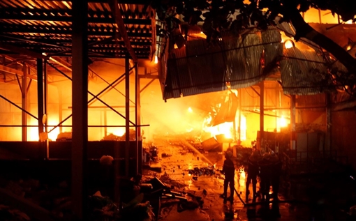 Người dân gần Công ty Rạng Đông cần bình tĩnh làm theo hướng dẫn của cơ quan chức năng