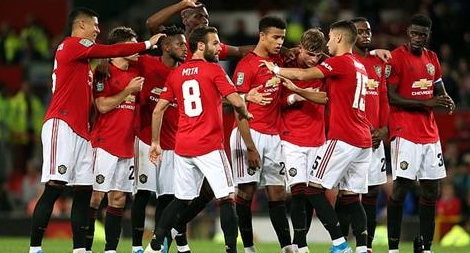 Romero đóng vai ngưòi hùng, Man Utd thắng nhọc đội bóng hạng dưới