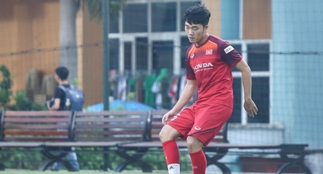 “Bài toán” khó về nhân sự cho thầy Park