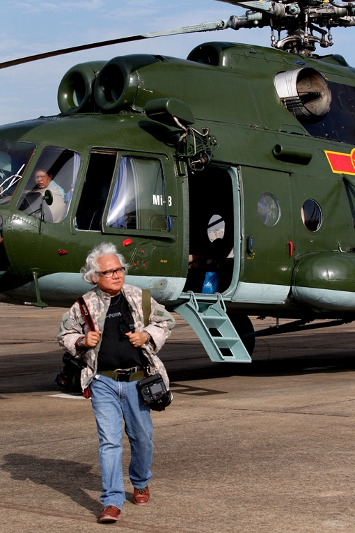 Nhiếp ảnh gia Giản Thanh Sơn: Tạc hình Tổ quốc giữa tầng không