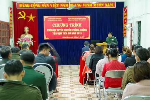 Nâng cao nhận thức cho quần chúng nhân dân về phòng chống tiền giả