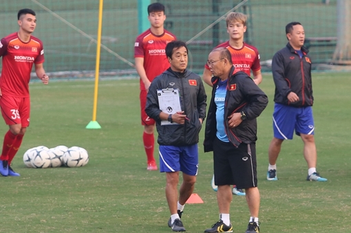 HLV Park Hang-seo nhận tin vui trước giờ đại chiến