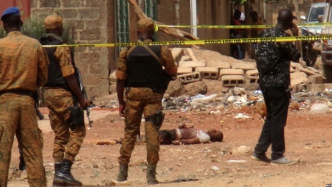 Burkina Faso: Chiến binh Hồi giáo cực đoan tàn sát người khai thác vàng