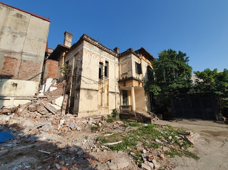 Cần tính kỹ điều hơn, lẽ thiệt