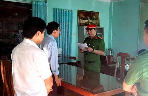 Chủ tịch huyện tham ô dự án xây dựng nghĩa trang liệt sĩ 