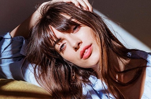 Phụ nữ viết “bản tuyên ngôn” của cuộc đời mình trên làn da họ