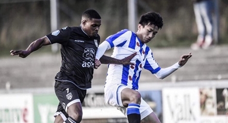 Sau Duy Mạnh đến lượt Văn Hậu dính chấn thương