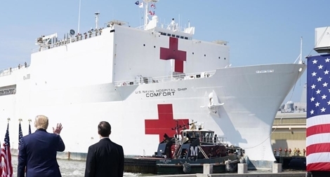 Nước Mỹ hồi hộp đón "bão" COVID-19