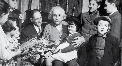 Bức thư Einstein gửi con gái: Câu chuyện đẹp chỉ là điều hư cấu?
