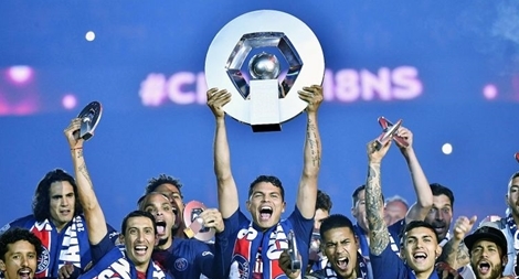 "Chức vô địch" chưa đến tay PSG gặp ngay rắc rối