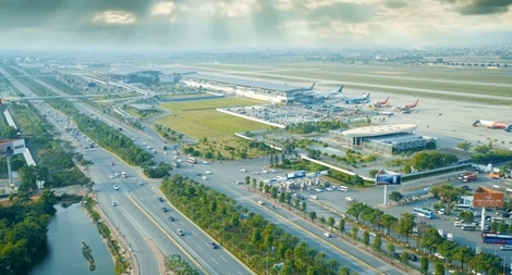 Các tỉnh đua nhau xin mở sân bay: Phát triển hay lãng phí?