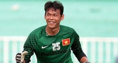 Bóng đá Việt trở lại và động thái lạ của CLB Hà Nội