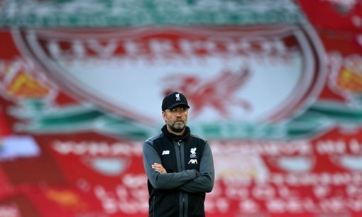 HLV Kloop cảm thấy "kinh hãi" vì cổ động viên Liverpool