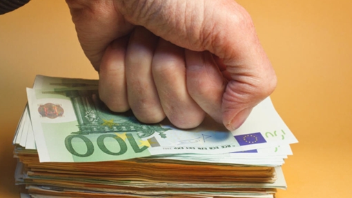 Pháp: Truy lùng doanh nghiệp gian lận trợ cấp trong dịch COVID-19