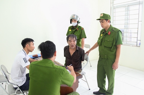 U60 cướp gần 50 triệu tại quầy phát lương hưu