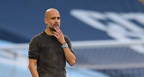 Pep Guardiola thừa nhận mất niềm tin sau thảm bại trên sân nhà