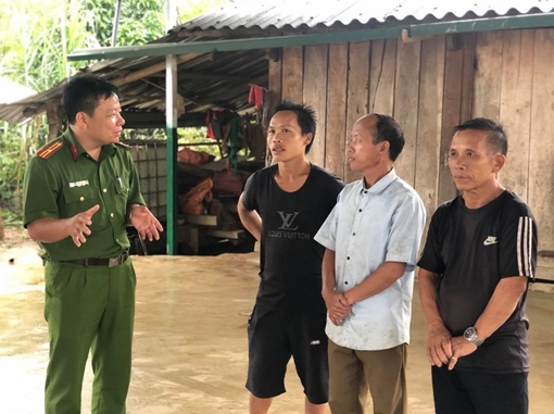 Khi Công an xã trở thành người thân của đồng bào