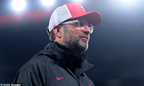 HLV Jurgen Klopp "nổi cơn thịnh nộ" khi được phỏng vấn