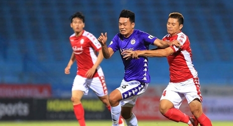 CLB Hà Nội 2-0 CLB TP HCM: Quả phạt đền nghiệt ngã